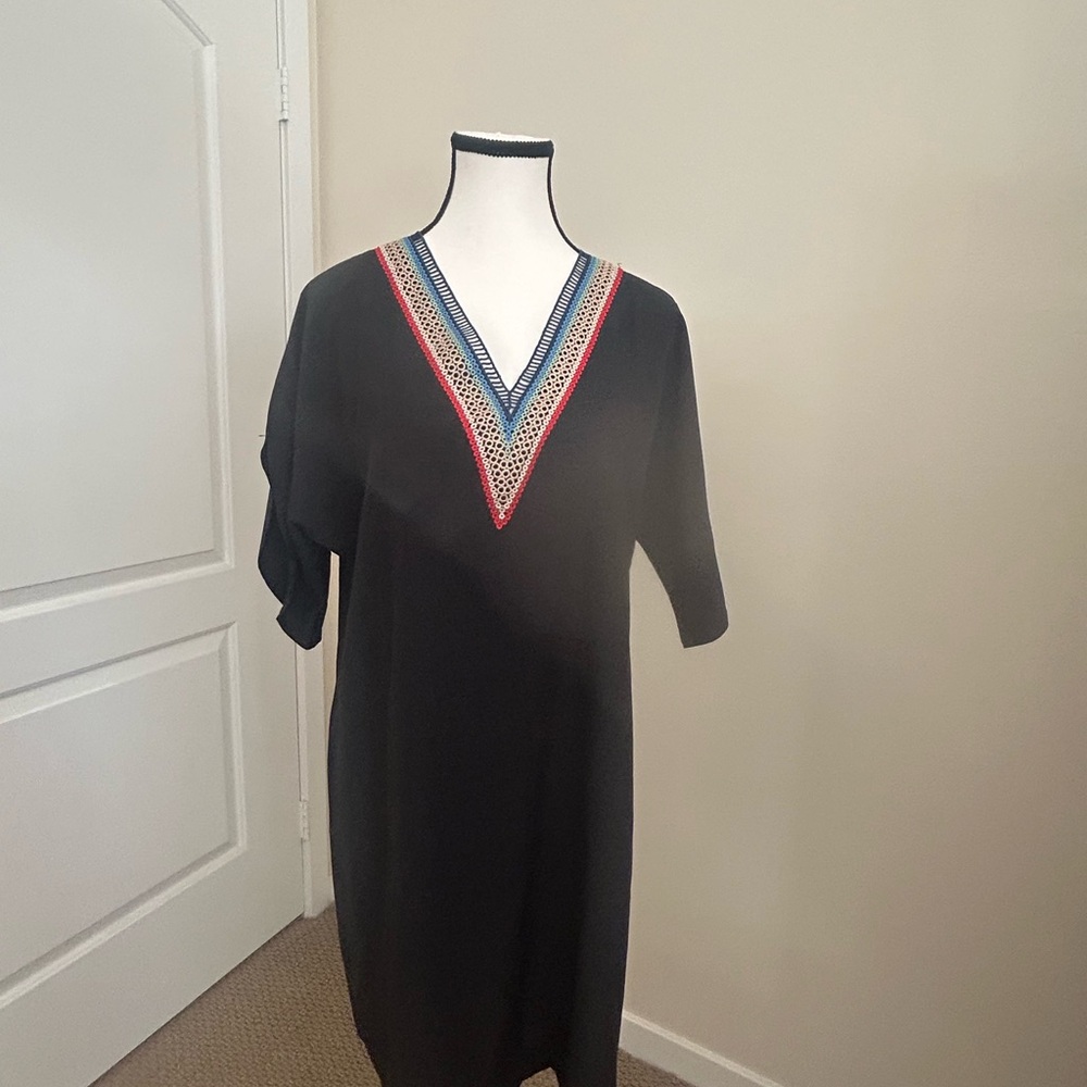 Elegant Black Midi Dress with Red and Blue Accents